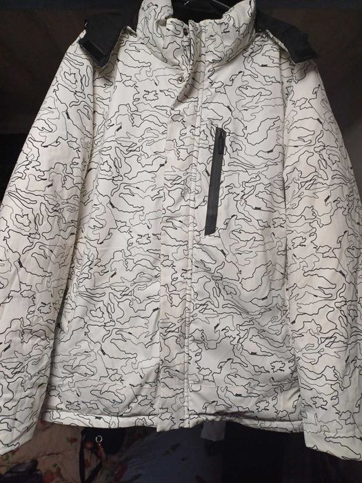 Продам пуховик у відмінному стані