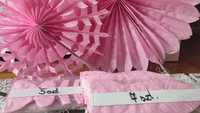Rozeta papierowa dekoracyjna rozkładana różowa.