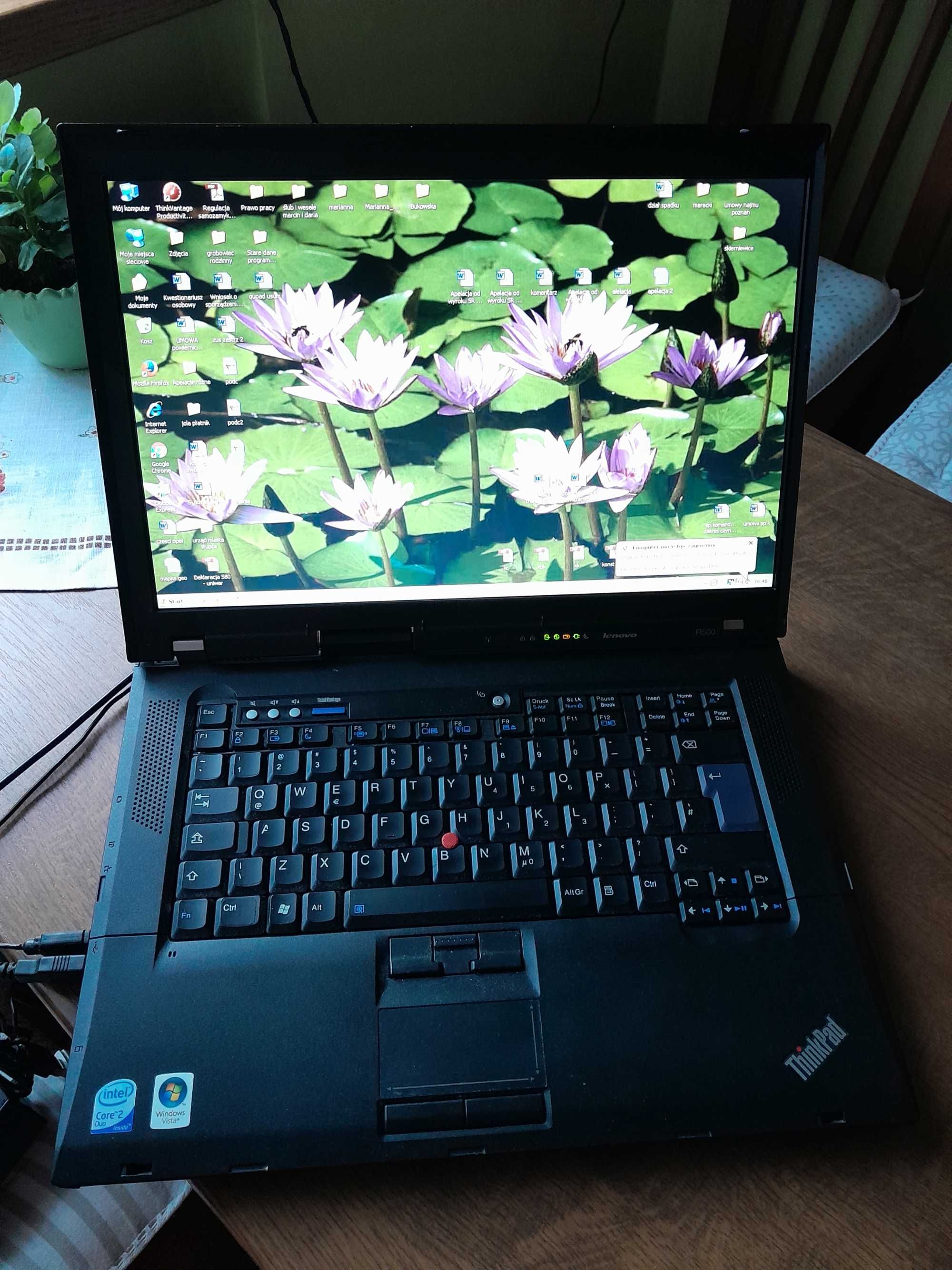 Laptop LENOVO R500