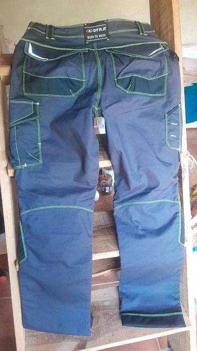 Calças de trabalho COFRA