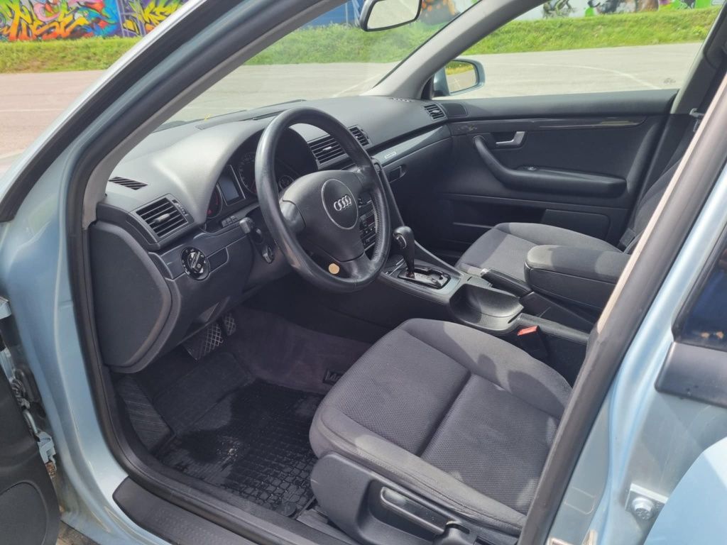 Audi A4 3.0 V6 Quattro