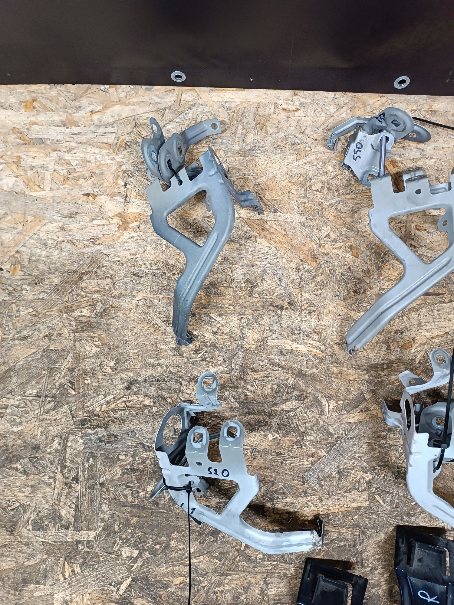 Кріплення крил bmw f10 крипления крил бмв ф10 крипления крила bmw f10