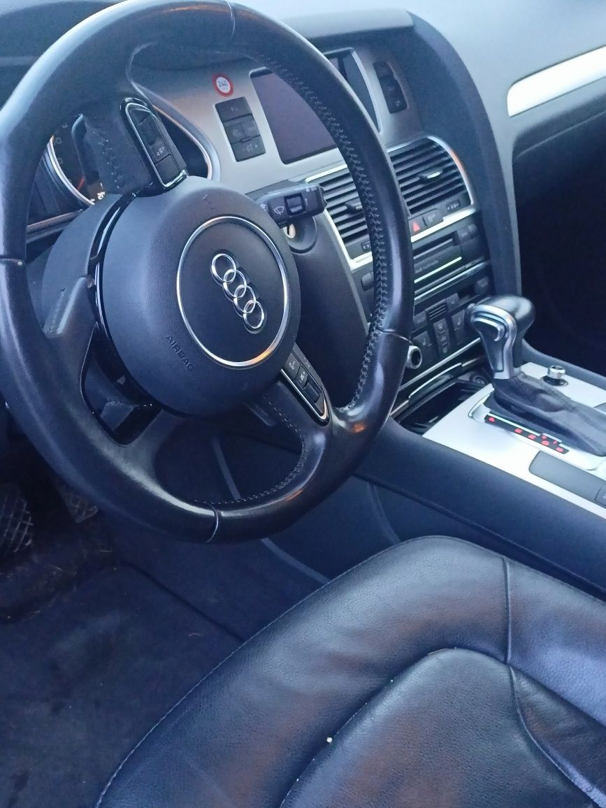 Audi Q7 S line Quattro