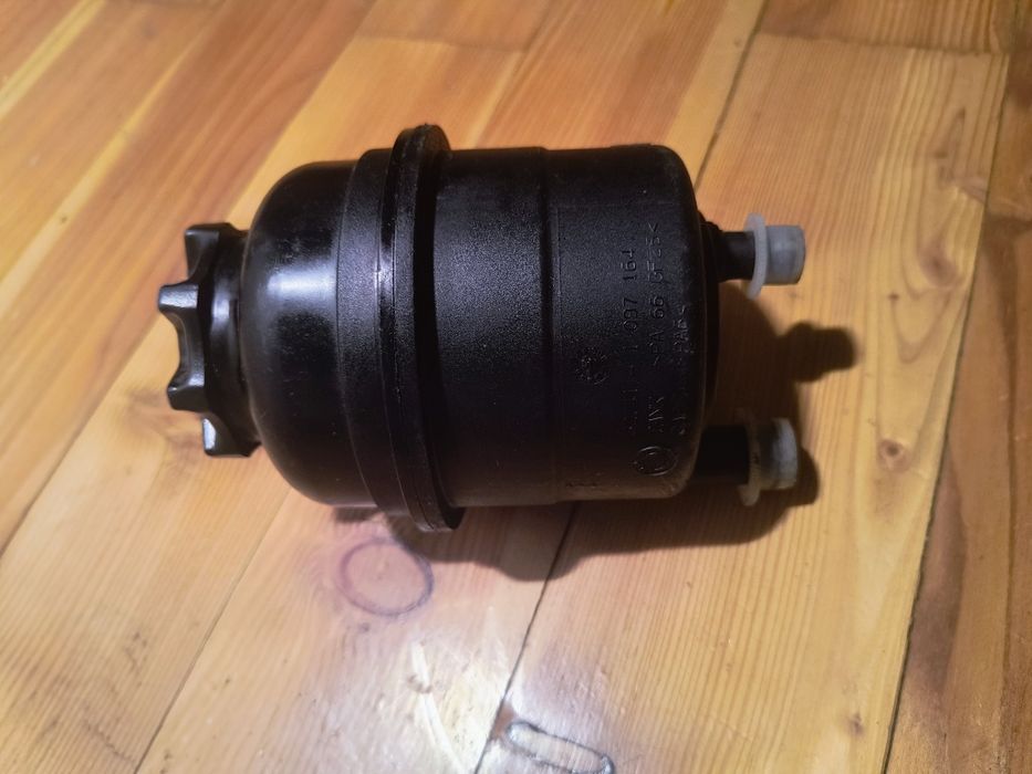 BMW e30 e36 e34 zbiorniczek wyrównawczy płynu wspomagania originał ASO