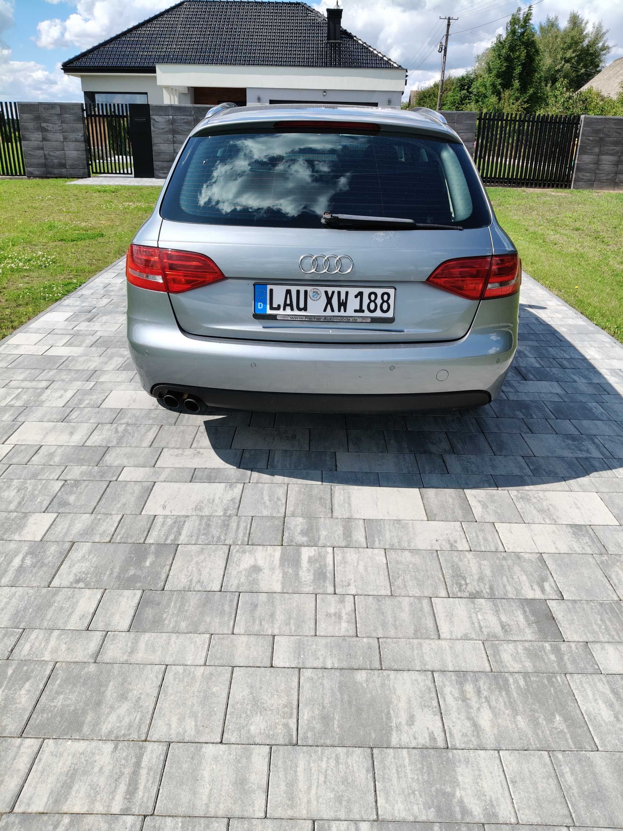 AUDI A4 B8 2.0 tdi