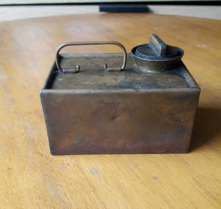 Stary pojemnik  bańka na olej do CKM  z I lub II WŚ mosiądz