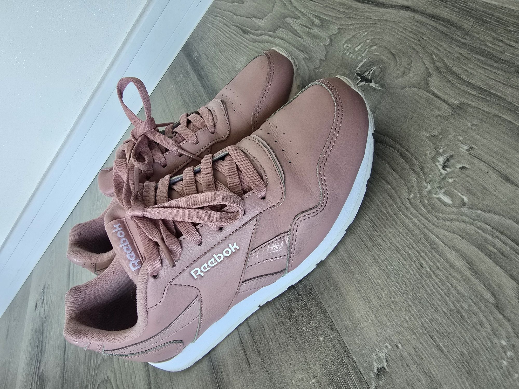 Reebok adidasy buty pudrowy róż 39 skóra