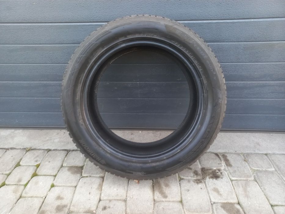 Opony zimowe Hankook 225/55/18 102V