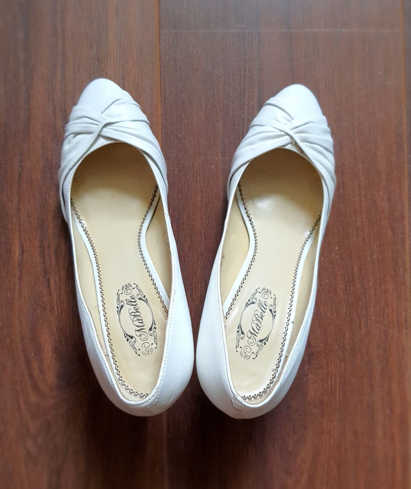 Білі весільні туфлі, розмір 36-37 (белые свадебные туфли)