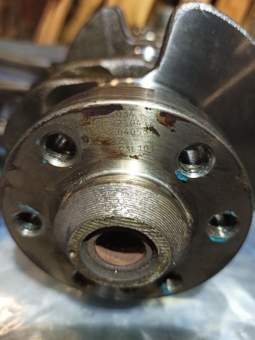 Колінвал шатун поршень піддон VW 1.6 TDI CAY