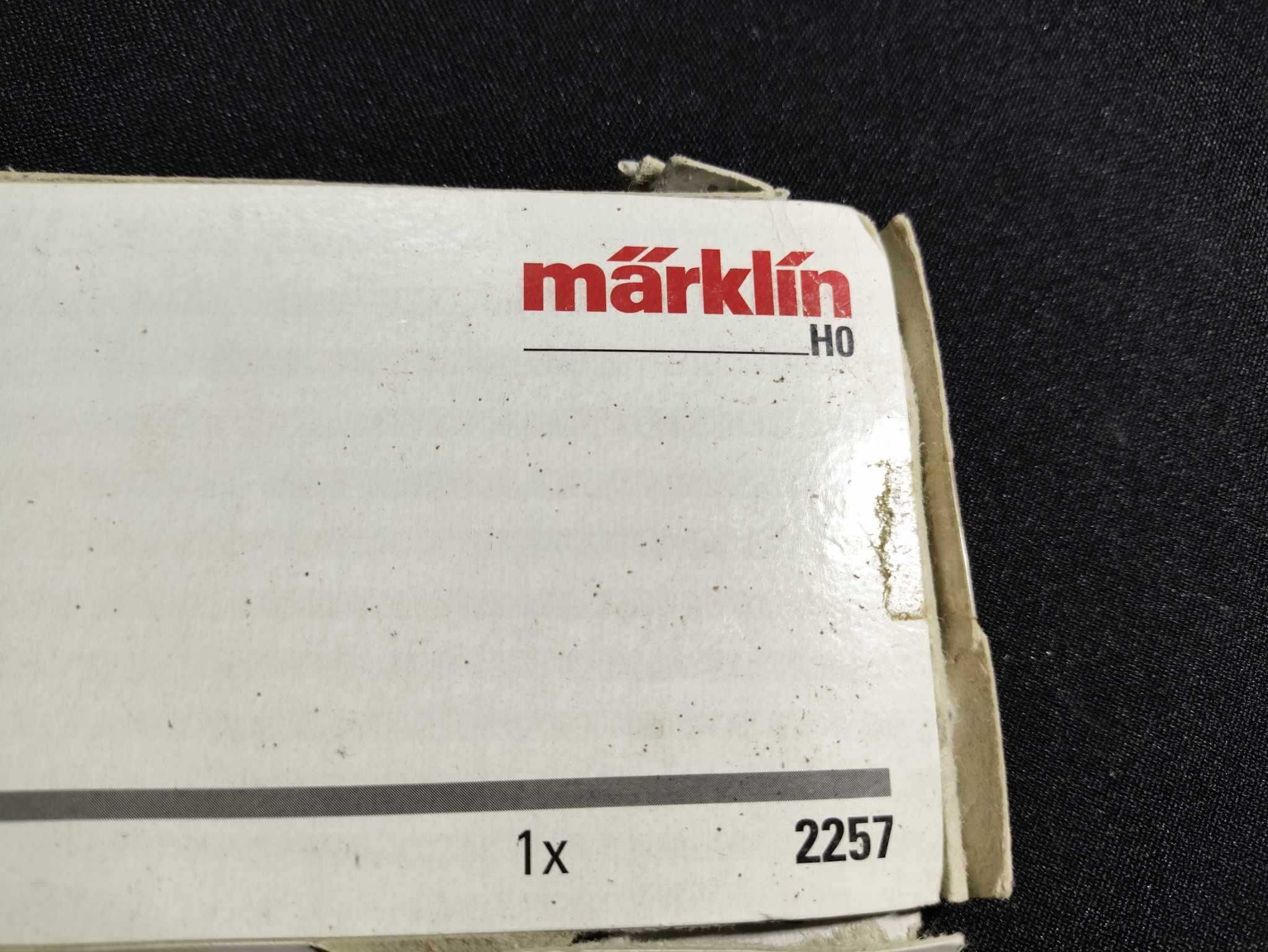 Marklin cruzamentos 2257 e 2259