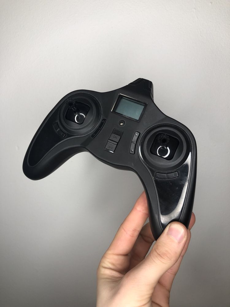 Dron Hubsan h107p