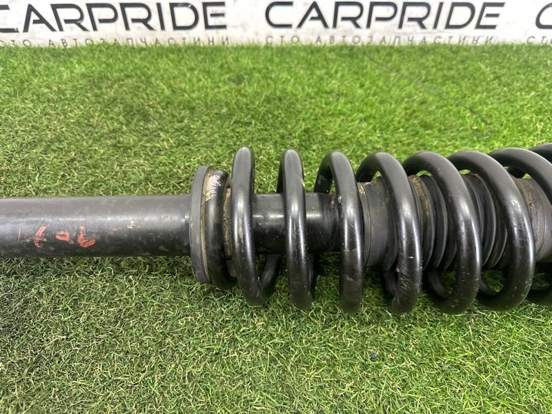 Амортизатор в сборе передний правый Jeep Grand Cherokee WK2 3.0 2014