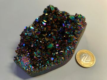 Naturalny kamień Kryształ Aura w formie krystalicznej bryłki nr 2