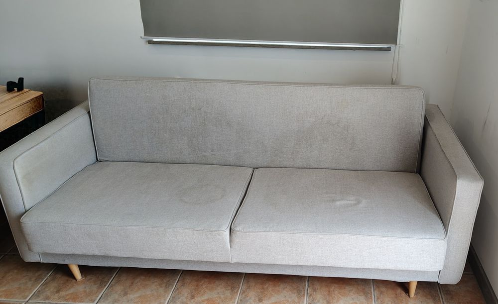 Rozkładana sofa z Agaty meble