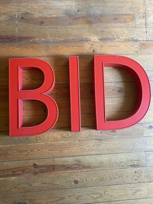 Letras em aluminio e acrilico