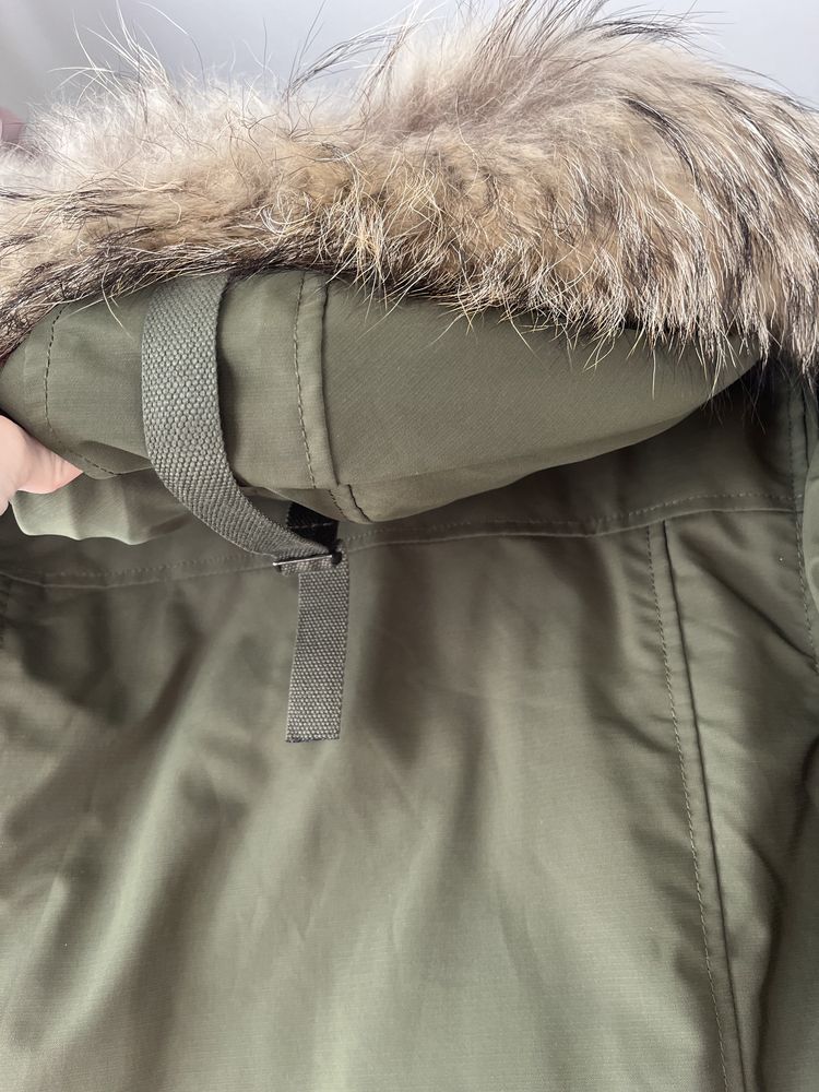 Ciepła zimowa kurtka płaszcz khaki xs/s naturalny kaptur