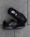 New Balance 327 Triple Black
