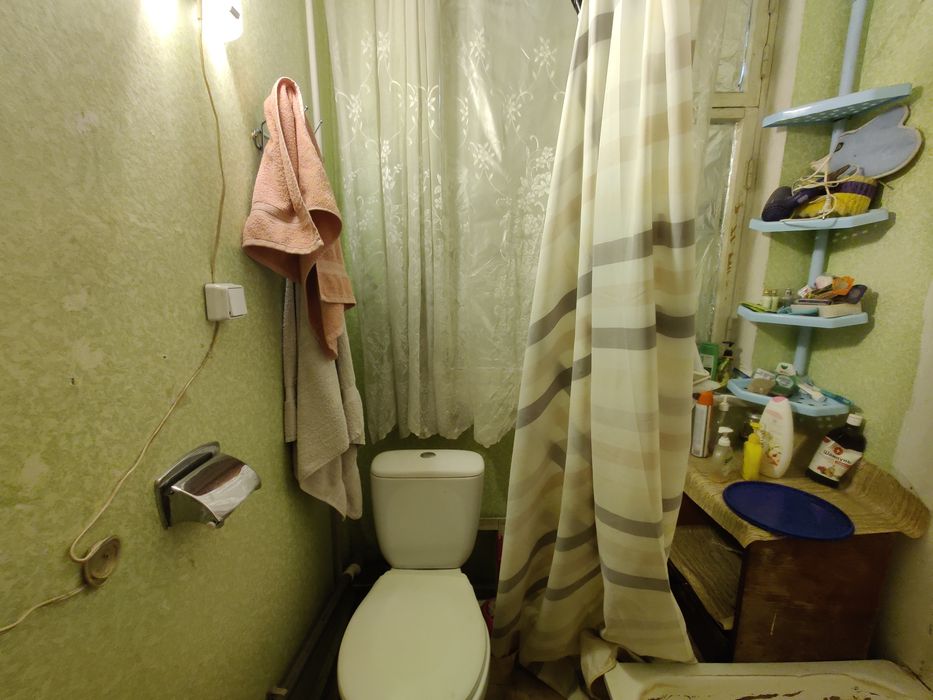 Продам дачу в кооперативі Осокорки,станція метро "Славутич"