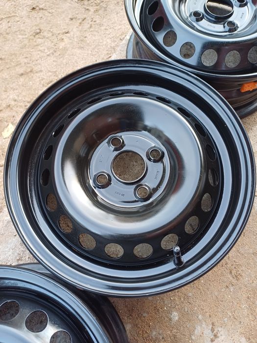 Nowe felgi 14" 4x100 Hyundai i10 i20 Kia Rio et47 5,5j oc54,1 TPMS