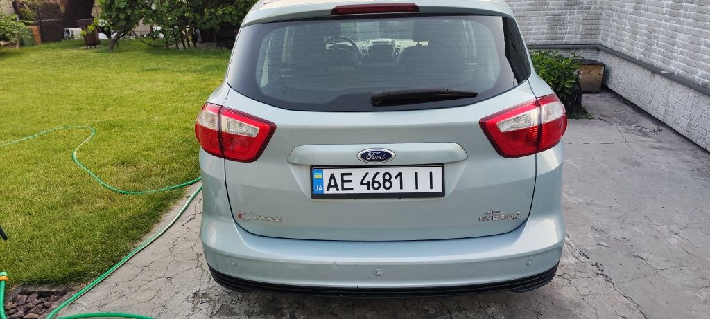 Ford C-Max hybrid