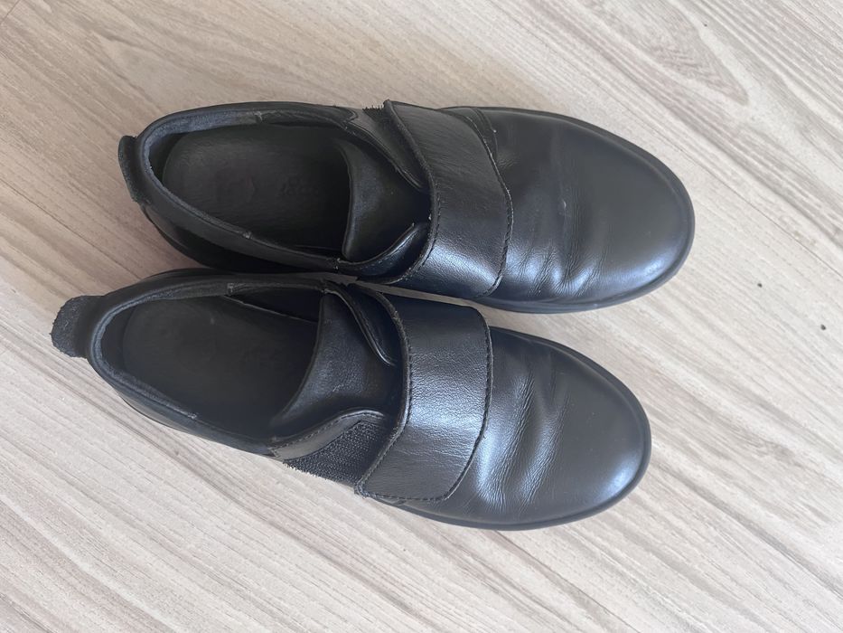 Продам макасины ,туфли