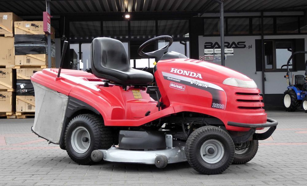 Traktorek kosiarka HONDA 2620 2 Cylindry 122cm (100601.5) - Baras