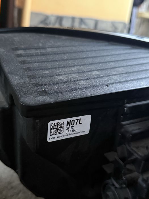 Права фара Ionik 5