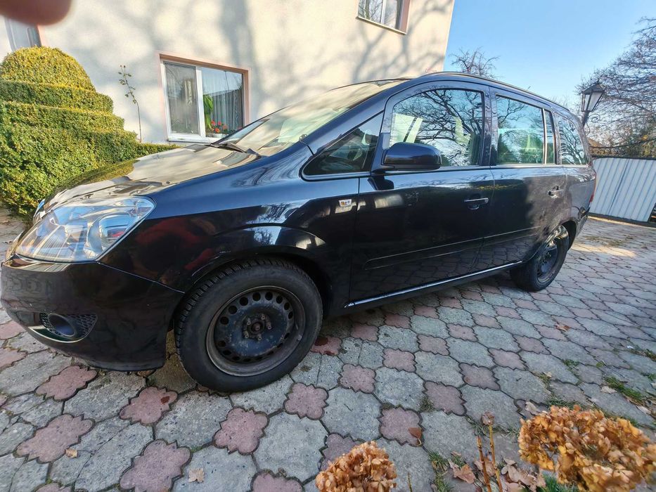 Opel Zafira B FL