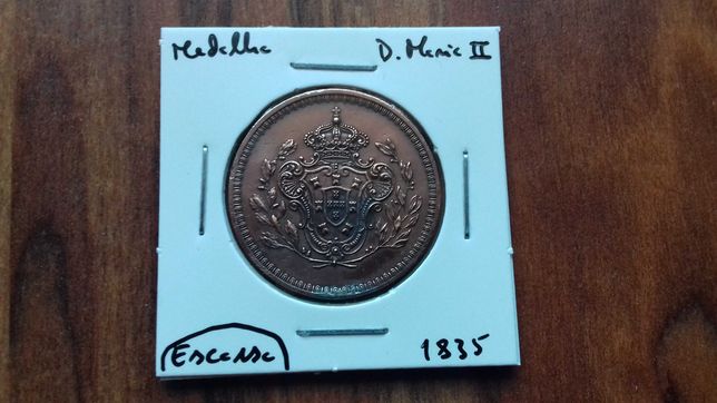 Medalha 1835 D. Maria II - Escassa!
