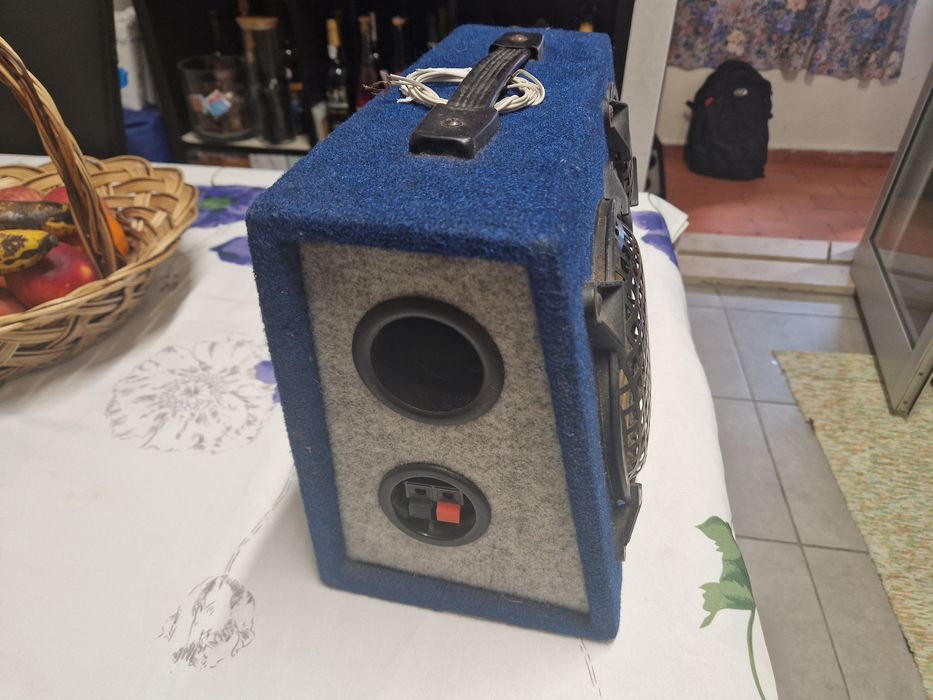 colunas aparelhagem azul  preta