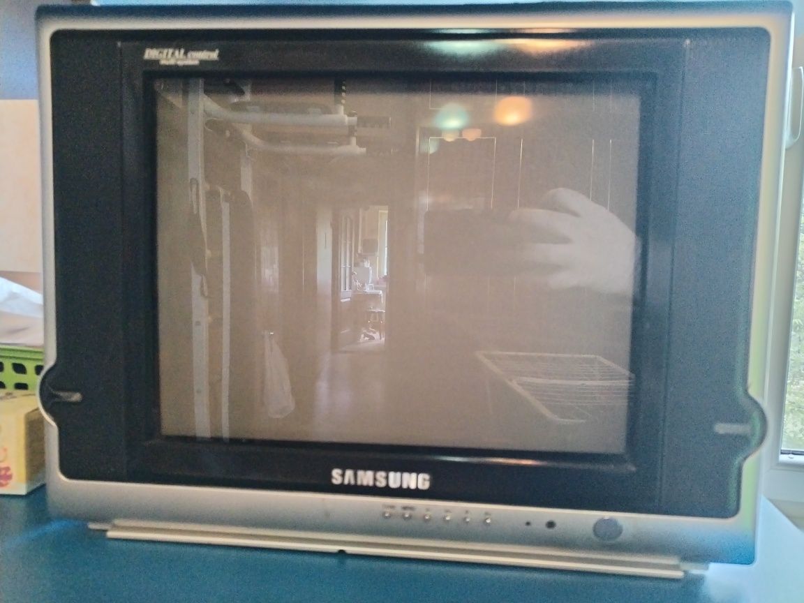 Телевізор Samsung 14" б/в