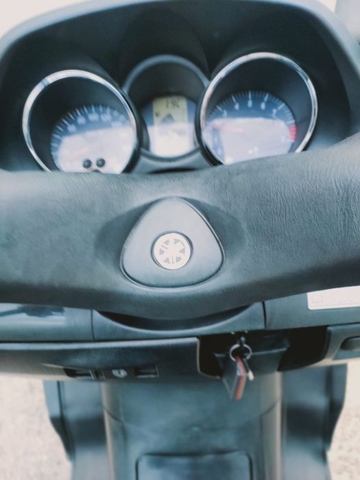 Yamaha Magesty 400 de 2005