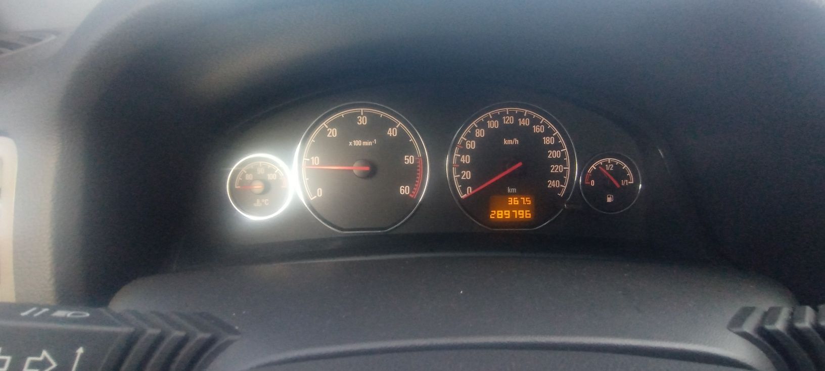 Opel Signum 1,9 CDTI 150km.