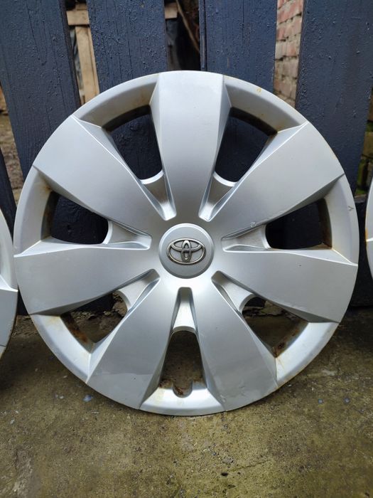 Колпаки Toyota r 16
