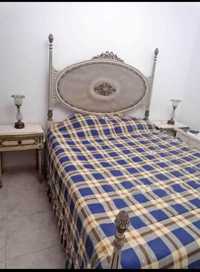 Cama de Casal  e colchão. ( Couple bed and mattress ) Double bed .