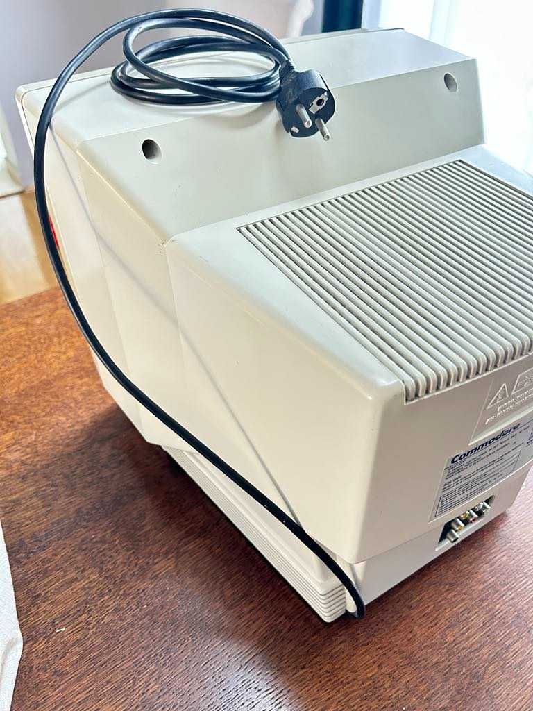 Monitor COMMODORE 1802