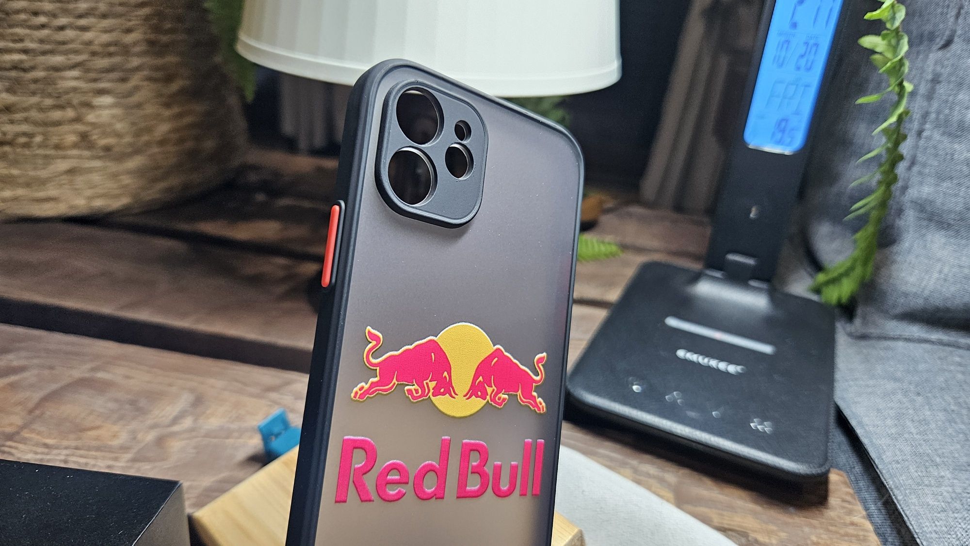 Etui RedBull Iphone12 Świąteczna Wyprzedaż