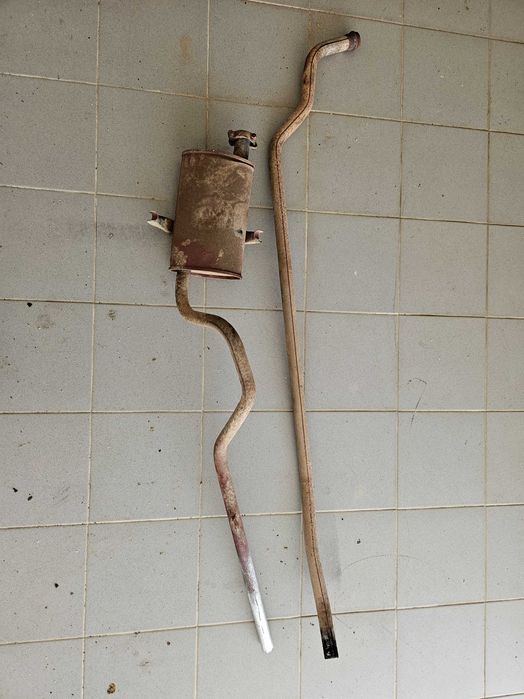 Linha de escape Datsun 120y