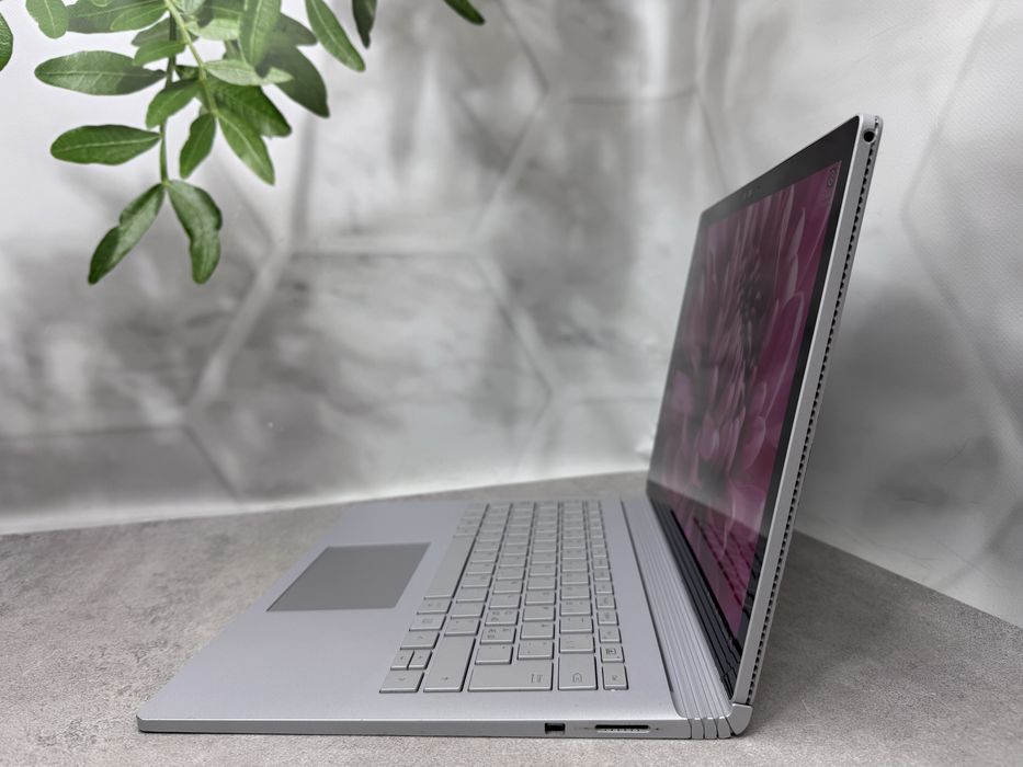 Сенсорний Ноутбук Microsoft Surface Book/i5-6300U/8GB/SSD 128GB/3K