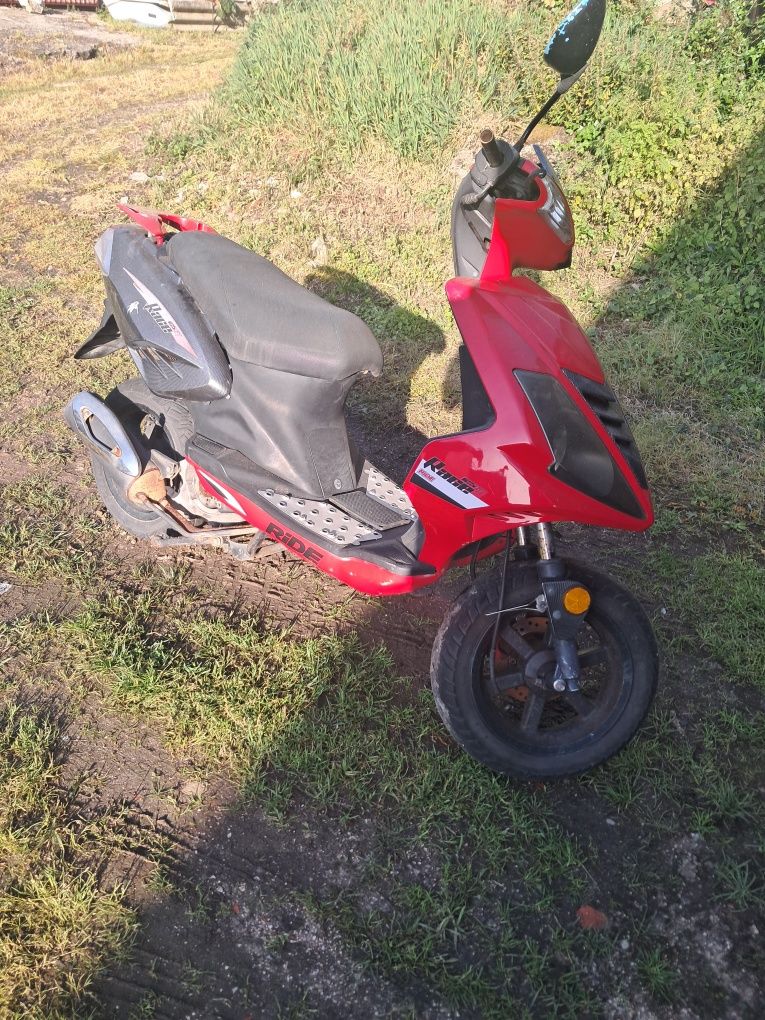 Motas para peças