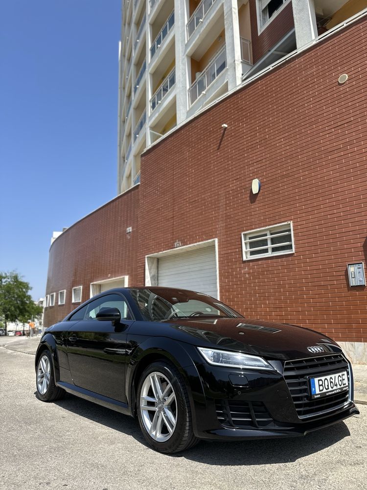 Audi TT 2.0 TFSI S tronic