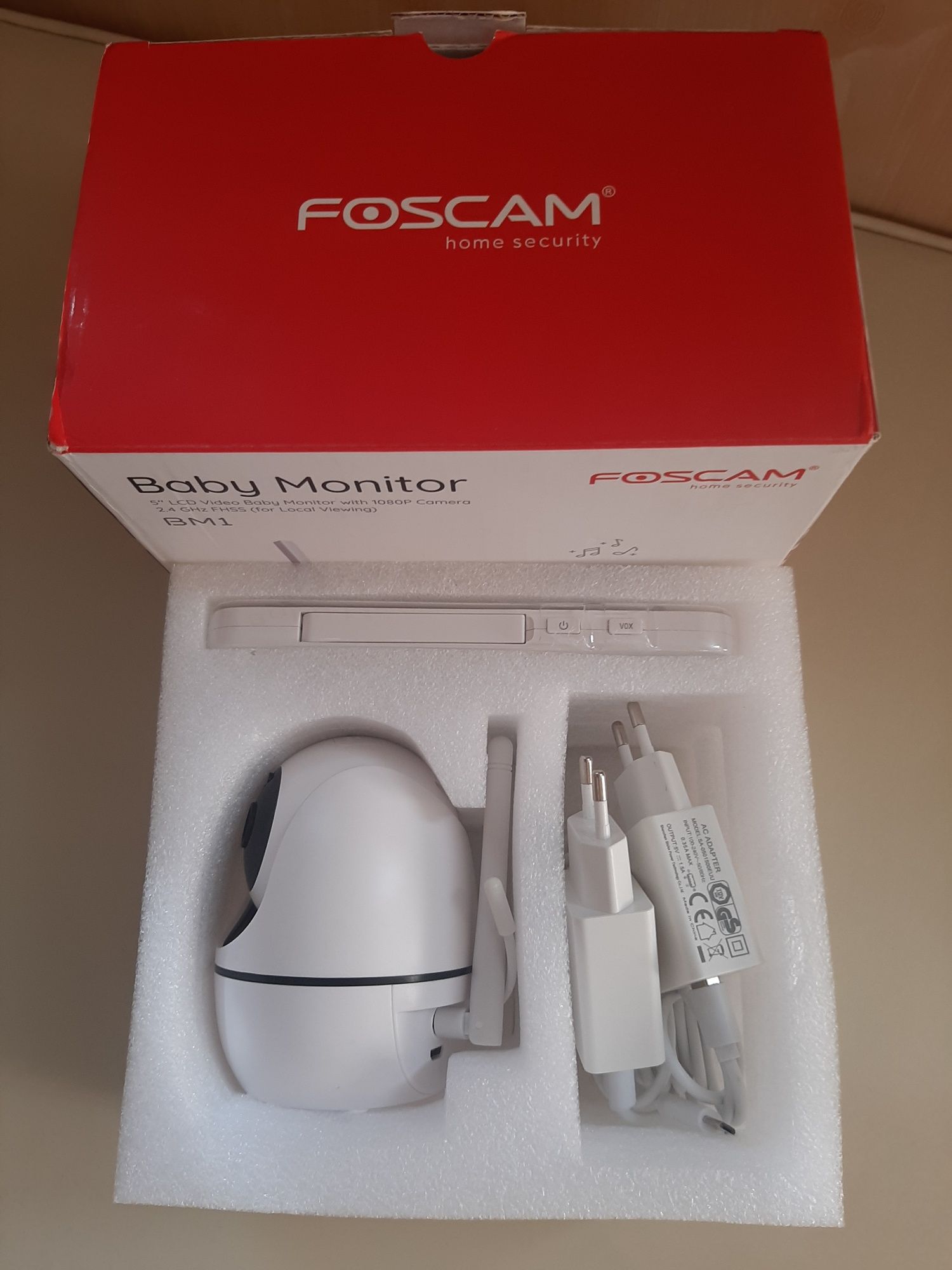 Видеоняня Foscam с монитором Германия