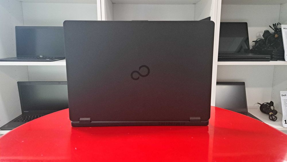 Laptop Fujitsu Lifebook U7310 13" i5-10GEN 16GB/512SSD W11 FullHD FV23