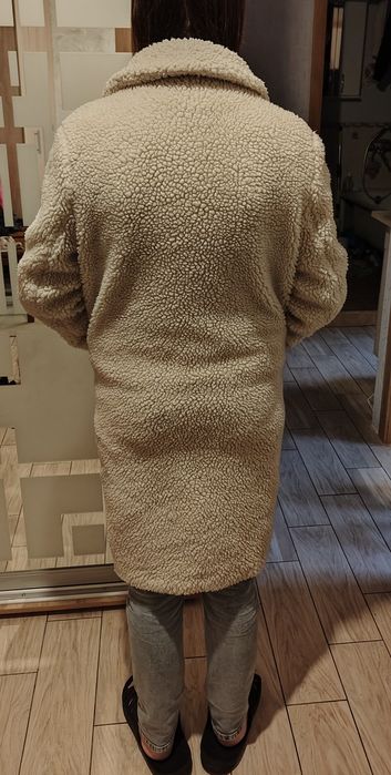 Шубка Тедди молочного цвета 44-46