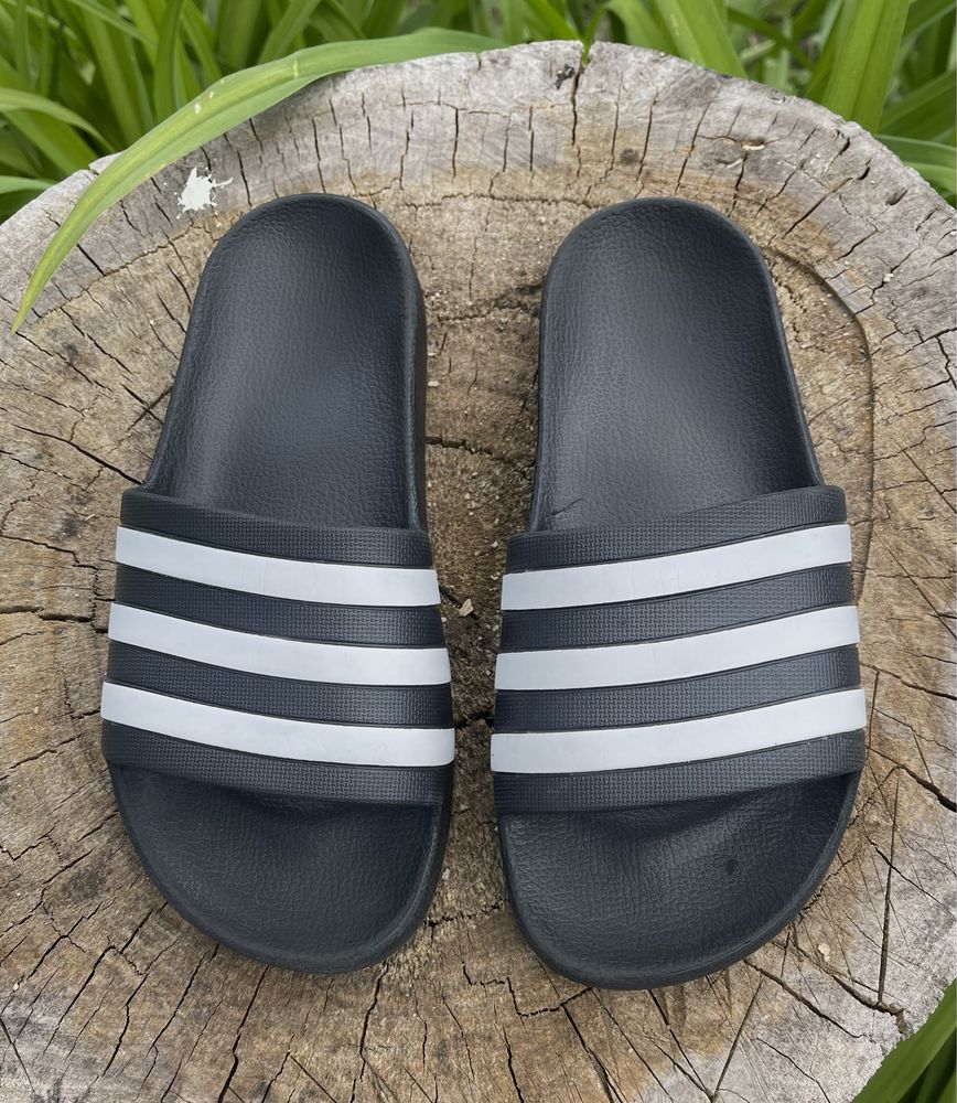 Adidas adilette шльпанці жіночі