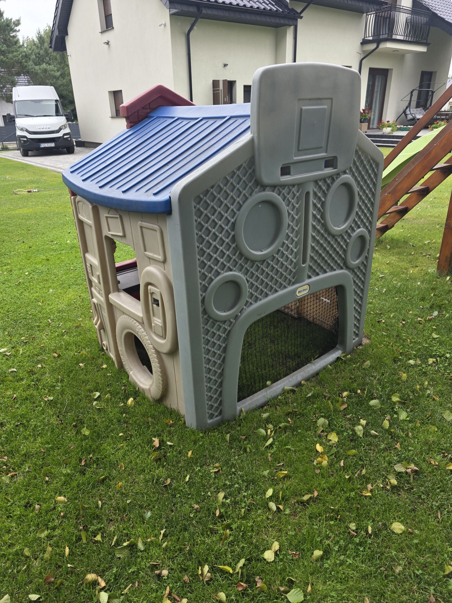 Domek dla dzieci little tikes