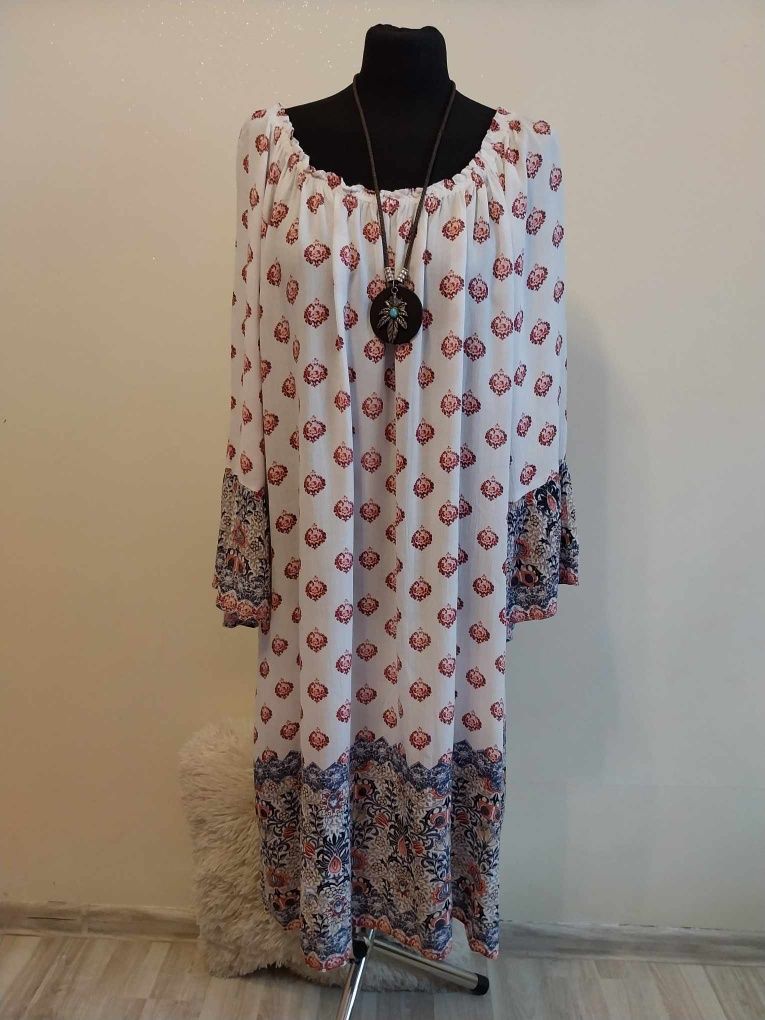 Sukienka Oversize Plus Size