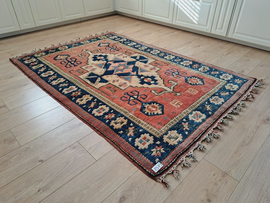 Niespotykany ręcznie tkany wełniany dywan kazak 135x210cm nr1579