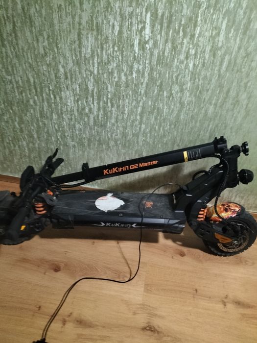 Продаю елетросамокат g 2 master